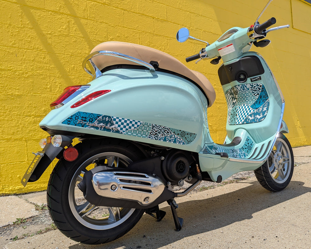 2025 Vespa Primavera 50 Batik (50cc)