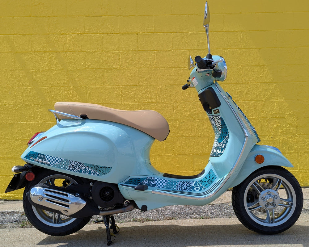 2025 Vespa Primavera 150 Batik (150cc)