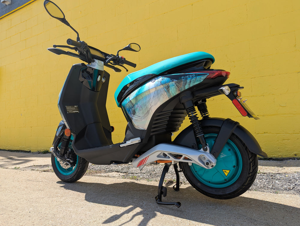 2022 Piaggio 1 Active FCW Electric Moped
