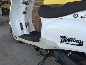 2023 Wolf Islander White (50cc)
